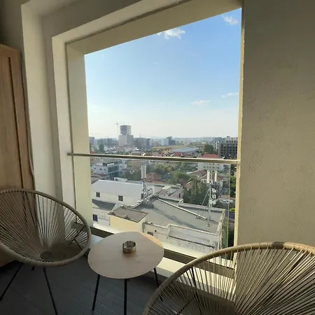 Brujs Apartment *